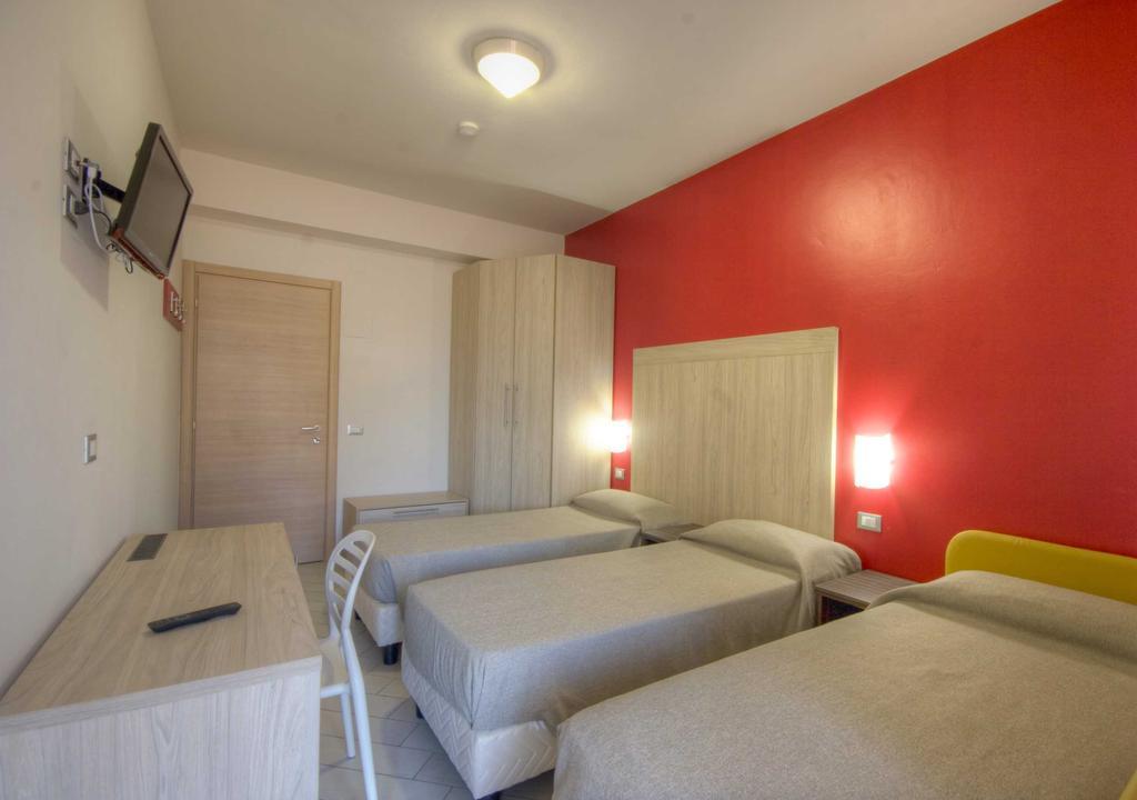 Hotel Sydney San Benedetto del Tronto Room photo